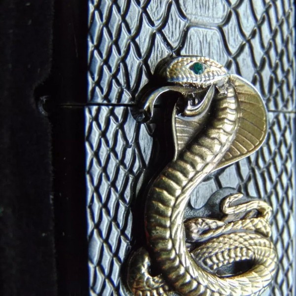 Запальничка ZIPPO Kobra gold (2005928)