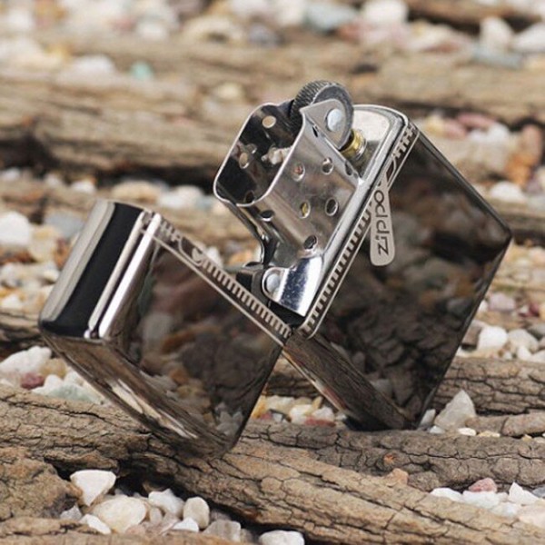 Запальничка Zippo 250 Zipped, 21088