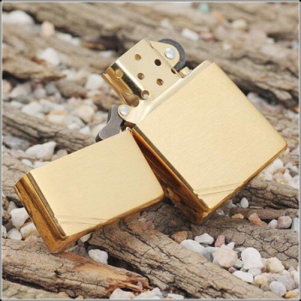 Запальничка Zippo Vintage Brushed Fin Brass 240