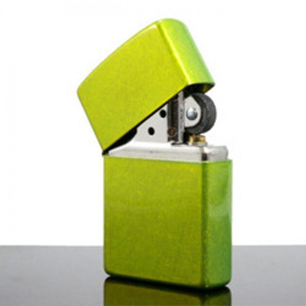 Запальничка Zippo 24513 FUNKY FLOWERS зелена