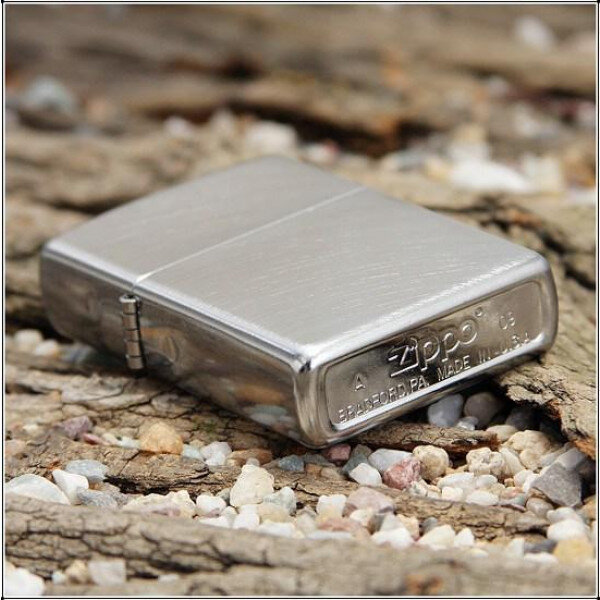 Запальничка Zippo Reg Chrome Arch 24647