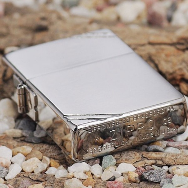 Запальничка Zippo Vintage High Polish Chrome 260