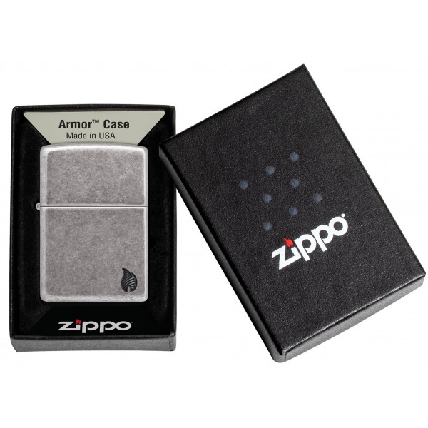 Запальничка Zippo Armor Antique Silver Plt Flame Design 46399