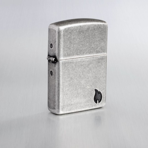 Запальничка Zippo Armor Antique Silver Plt Flame Design 46399