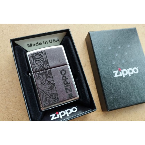 Зажигалка бензиновая ZIPPO Brown Leather Emblem - Zippo Design, хром, кожа коричневый (49920)