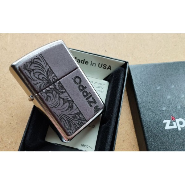 Запальничка бензинова ZIPPO Brown Leather Emblem - Zippo Design, хром, шкіра коричневий (46920)