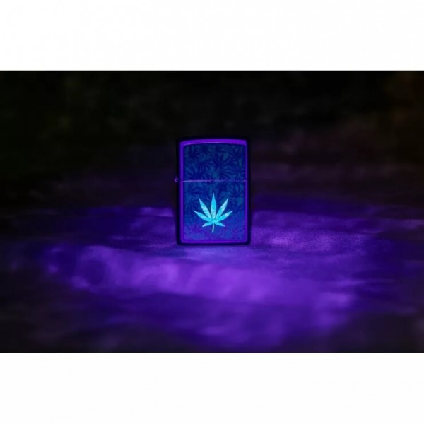 Запальничка ZIPPO Cannabis Design Black Light світиться в ультрафіолеті (48736)