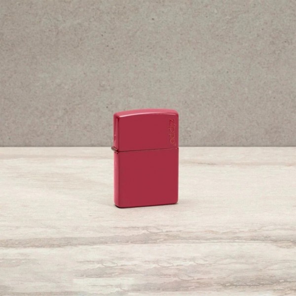 Запальничка Zippo Red Brick Zippo Logo 49844 ZL